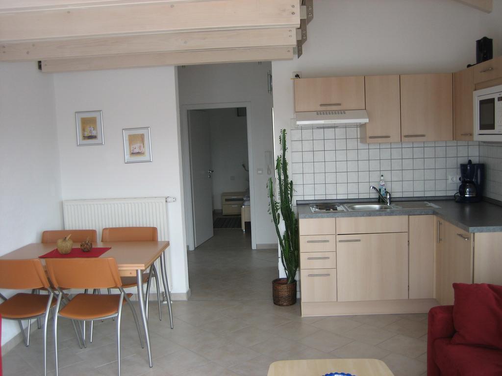 Haus Lorenz, Ferienwohnungen Immenstaad am Bodensee Εξωτερικό φωτογραφία