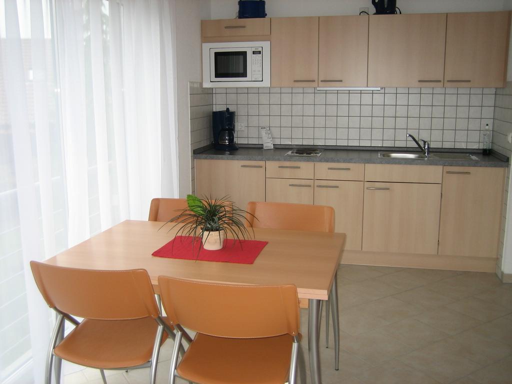 Haus Lorenz, Ferienwohnungen Immenstaad am Bodensee Εξωτερικό φωτογραφία